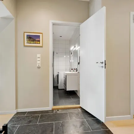 Apartment 100m From Bryggen - Cozy *